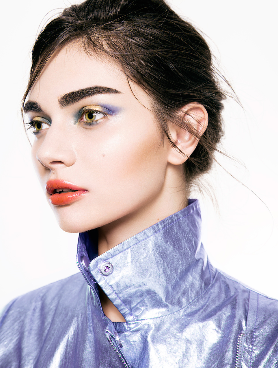 LOLITA SHARUN – BEAUTY BREEZE